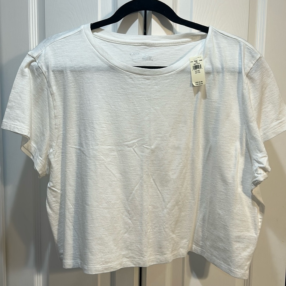 Brand New With Tags Aerie Cropped T Shirt
